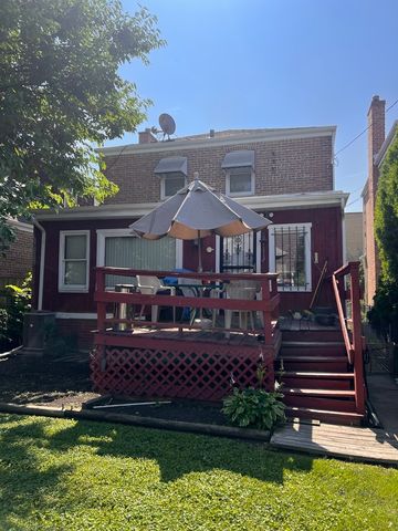5537 S Komensky Avenue, Chicago, IL 60629