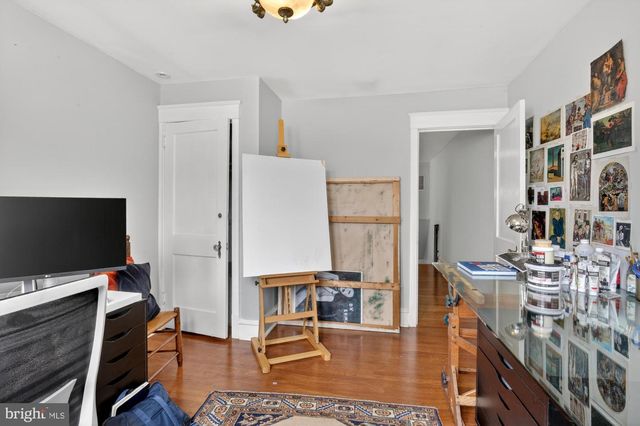 3455 W QUEEN LN, Philadelphia, PA 19129