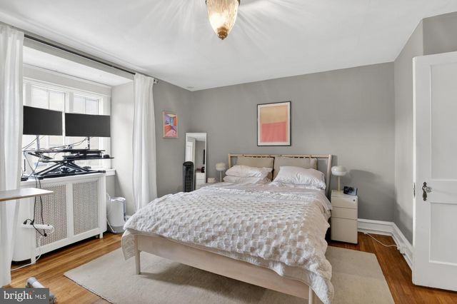 3455 W QUEEN LN, Philadelphia, PA 19129