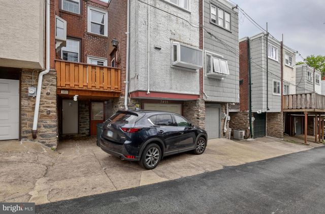 3455 W QUEEN LN, Philadelphia, PA 19129