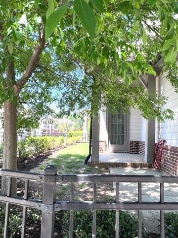 979 Azalee Hester Wharton Way, Atlanta, GA 30318