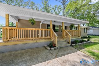 412 Paxton Avenue, Glencoe, AL 35905