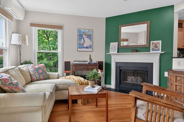 25 Medway Street D, Boston, MA 02124