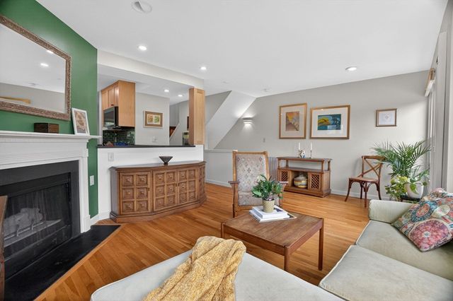 25 Medway Street D, Boston, MA 02124