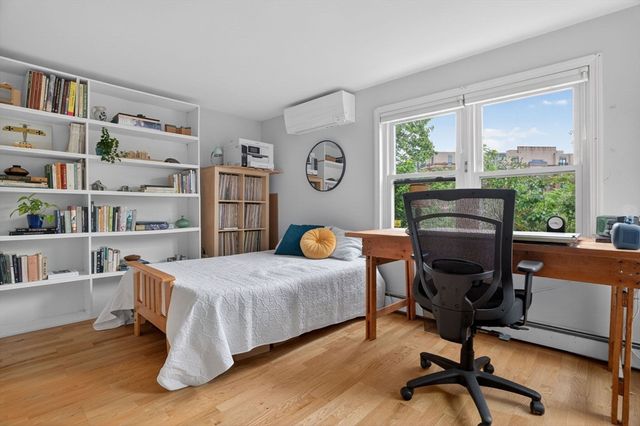 25 Medway Street D, Boston, MA 02124