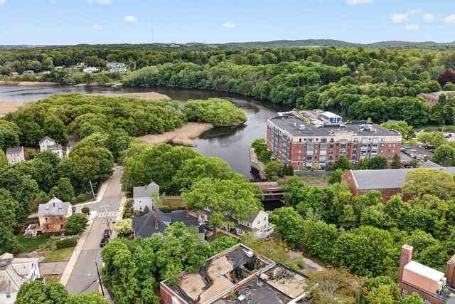 25 Medway Street D, Boston, MA 02124