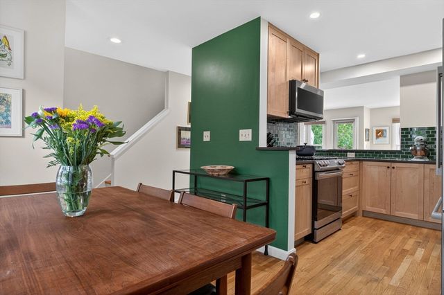 25 Medway Street D, Boston, MA 02124