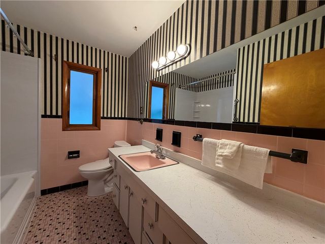 26 Merrydale Drive, Gates, NY 14624