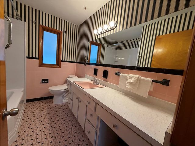 26 Merrydale Drive, Gates, NY 14624