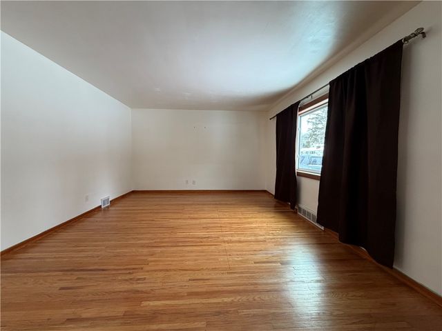 26 Merrydale Drive, Gates, NY 14624