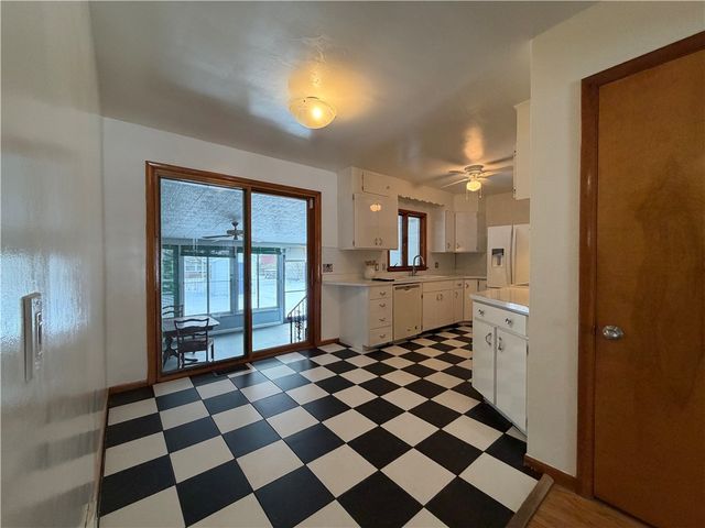 26 Merrydale Drive, Gates, NY 14624