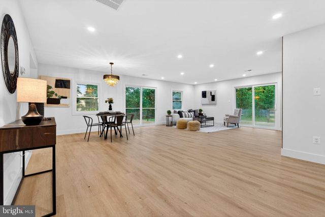 9200 PLEASANT CT, Laurel, MD 20708