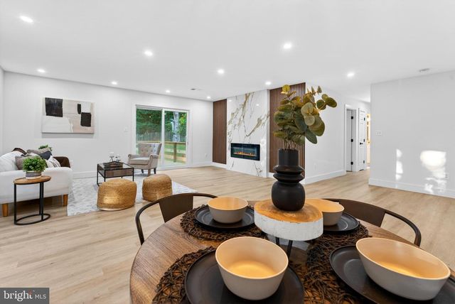 9200 PLEASANT CT, Laurel, MD 20708