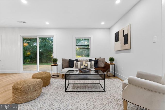 9200 PLEASANT CT, Laurel, MD 20708