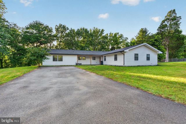 9200 PLEASANT CT, Laurel, MD 20708
