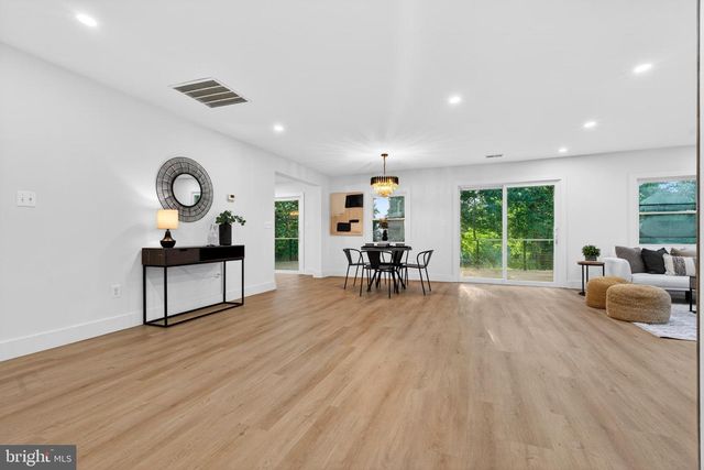 9200 PLEASANT CT, Laurel, MD 20708