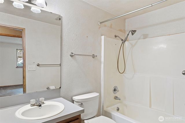 17212 13th Avenue E, Spanaway, WA 98387