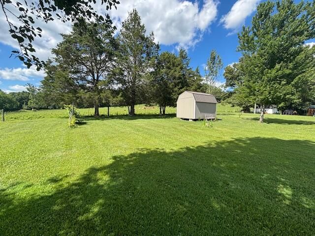 44 Willow Avenue, Brodhead, KY 40409