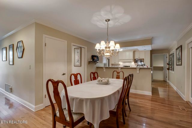 212 Woodland Trace Drive, Knoxville, TN 37934