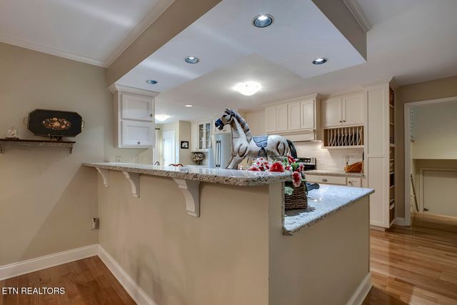 212 Woodland Trace Drive, Knoxville, TN 37934