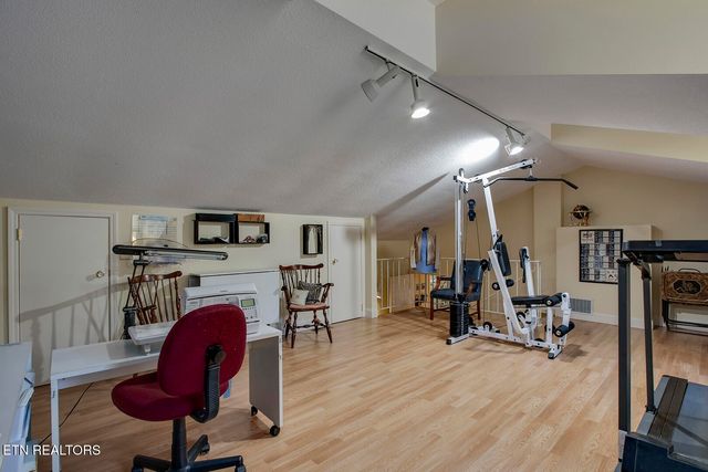 212 Woodland Trace Drive, Knoxville, TN 37934