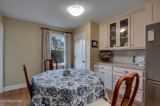 212 Woodland Trace Drive, Knoxville, TN 37934