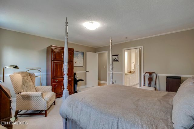 212 Woodland Trace Drive, Knoxville, TN 37934