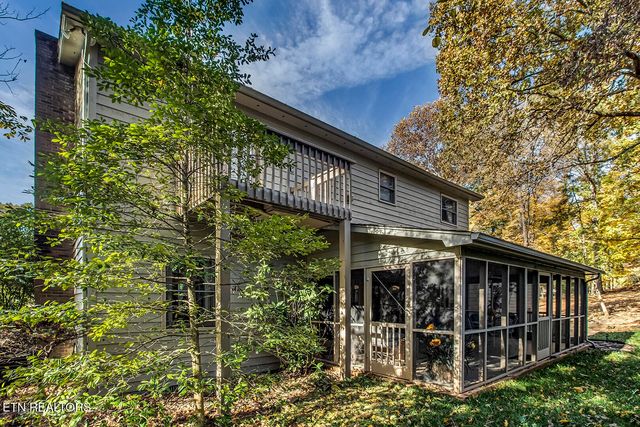 212 Woodland Trace Drive, Knoxville, TN 37934