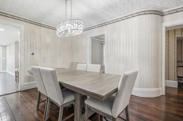 157 S Pleasant St, Haverhill, MA 01835