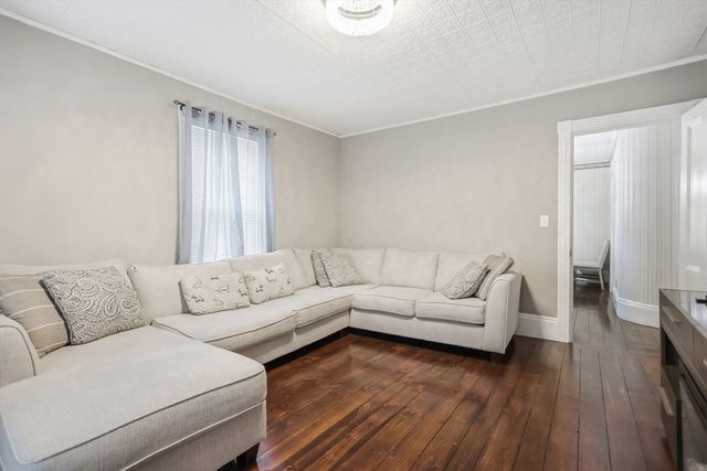 157 S Pleasant St, Haverhill, MA 01835