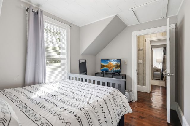 157 S Pleasant St, Haverhill, MA 01835