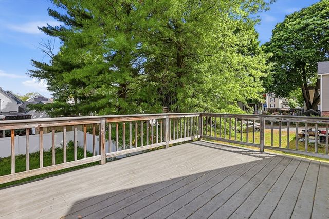 157 S Pleasant St, Haverhill, MA 01835