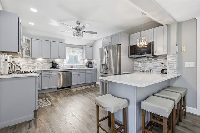 157 S Pleasant St, Haverhill, MA 01835