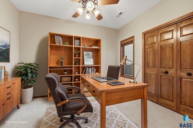 6206 S Cimarron Pl Place, Sioux Falls, SD 57108