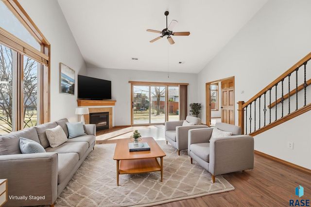 6206 S Cimarron Pl Place, Sioux Falls, SD 57108