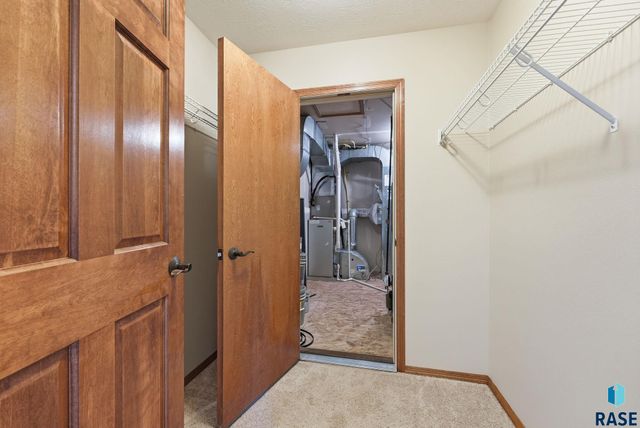 6206 S Cimarron Pl Place, Sioux Falls, SD 57108