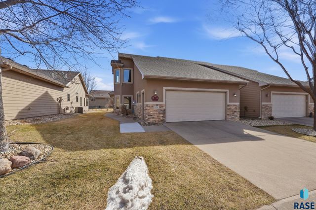 6206 S Cimarron Pl Place, Sioux Falls, SD 57108