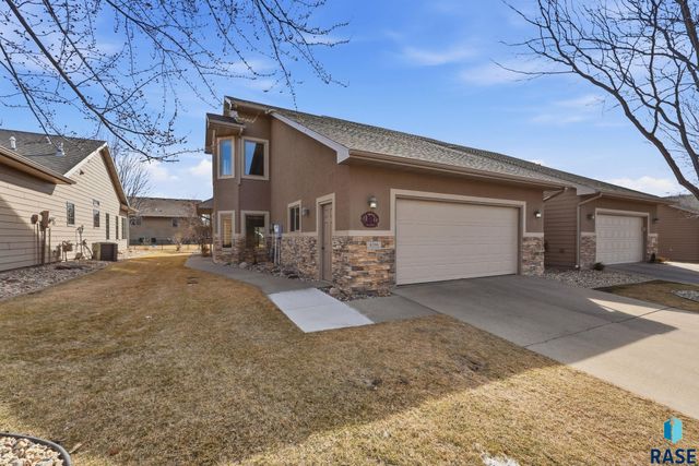 6206 S Cimarron Pl Place, Sioux Falls, SD 57108