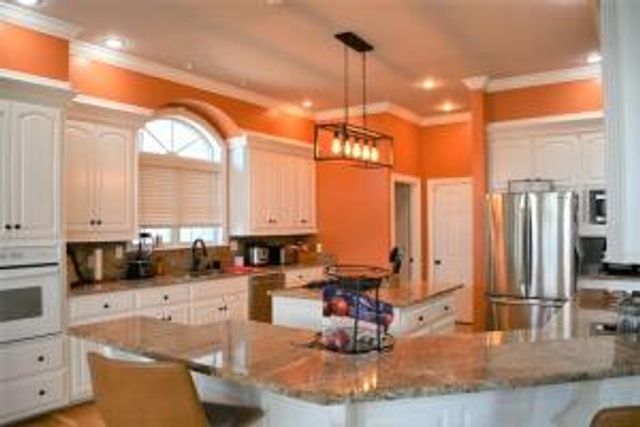 6 Rim Rock Road, Russellville, AR 72802