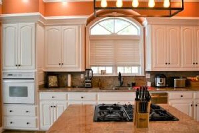 6 Rim Rock Road, Russellville, AR 72802