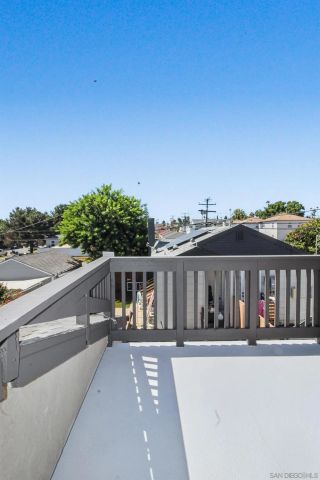 2114 Felspar St, San Diego, CA 92109