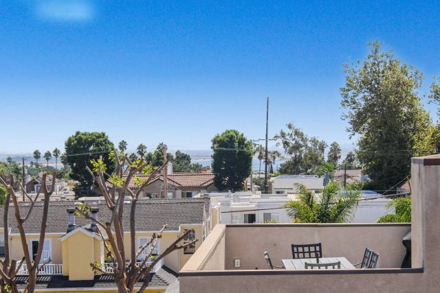 2114 Felspar St, San Diego, CA 92109