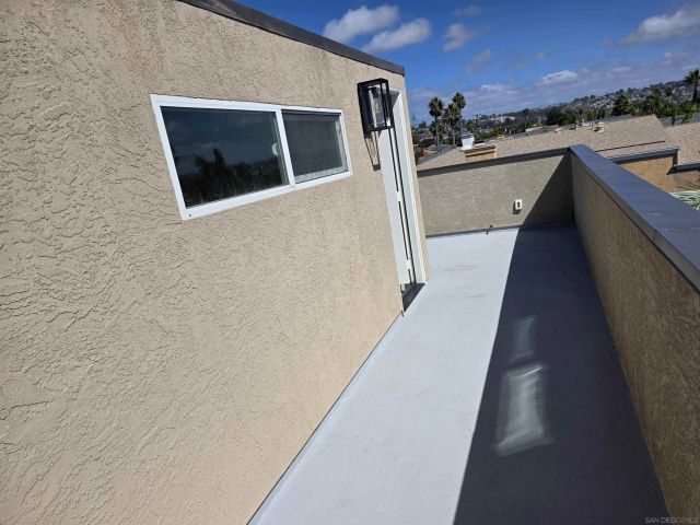 2114 Felspar St, San Diego, CA 92109