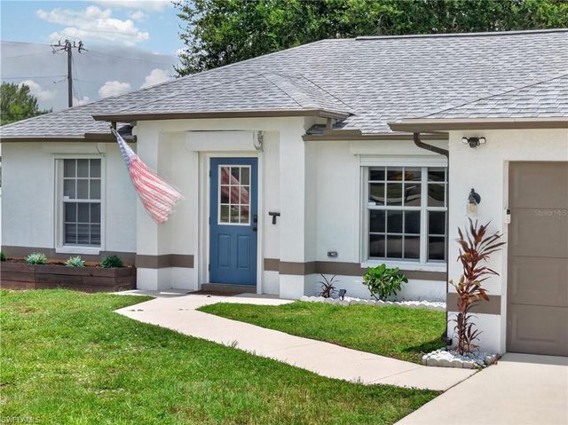 1821 SW 22nd TER, Cape Coral, FL 33991