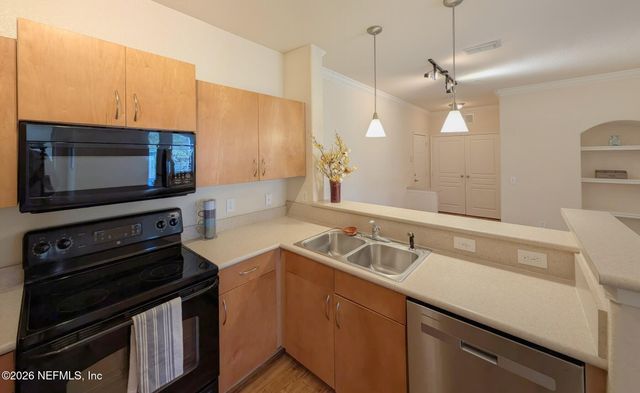 8290 GATE Parkway W 507, Jacksonville, FL 32216