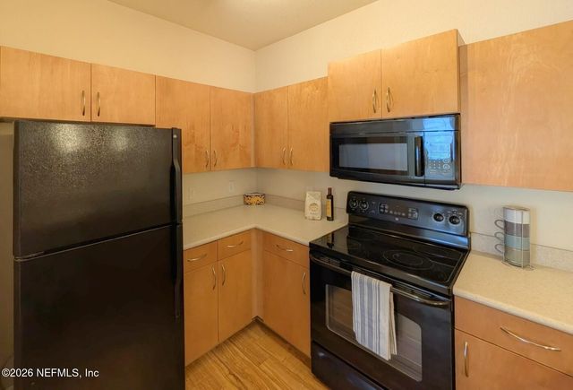 8290 GATE Parkway W 507, Jacksonville, FL 32216