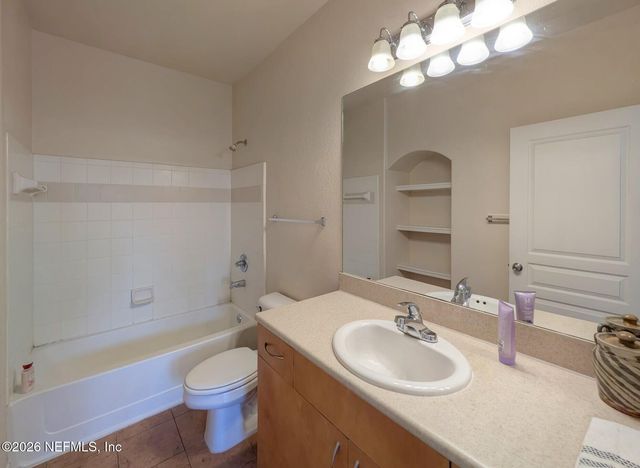 8290 GATE Parkway W 507, Jacksonville, FL 32216