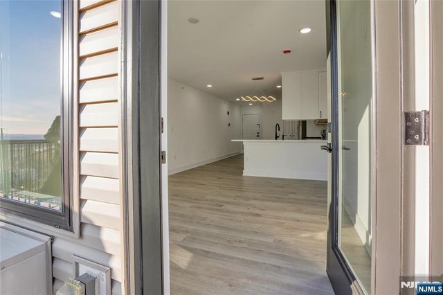 2601 Jane Street 401, North Bergen, NJ 07047