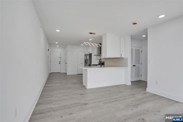 2601 Jane Street 401, North Bergen, NJ 07047