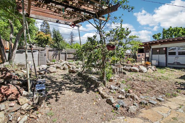 1012 Mariposa St, Vallejo, CA 94590